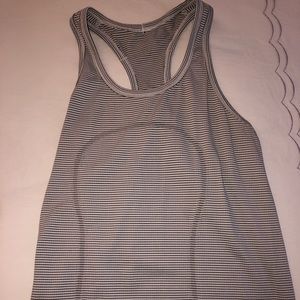 SWIFTLY LULULEMON TANK